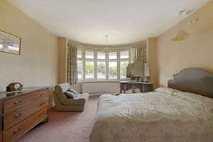 Bedroom- click for photo gallery